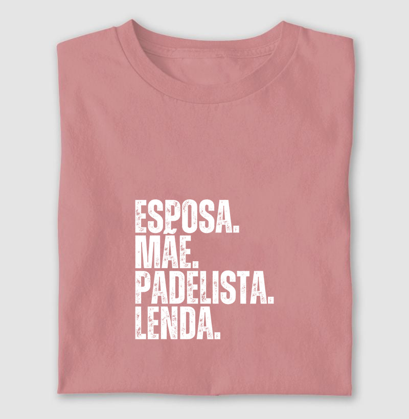 Esposa. Mãe. Padelista. Lenda.